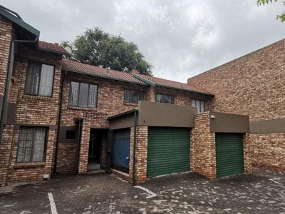 2 Bedroom duplex townhouse - sectional to rent in Hennopspark, Centurion