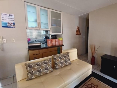 2 Bedroom flat for sale in Navalsig, Bloemfontein