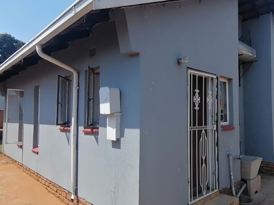 2 Bedroom house rented in Kagiso, Krugersdorp