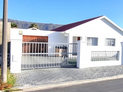 2 Bedroom House to Rent in Strand - Property to rent - MR604