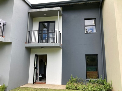 2 Bedroom Townhouse To Let in Waterfall
