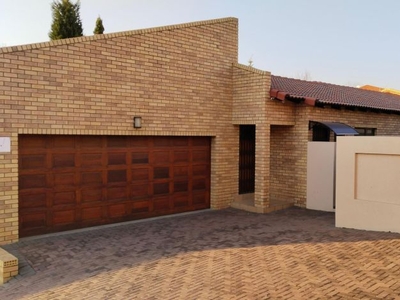 3 Bedroom cluster for sale in Elandshaven, Germiston