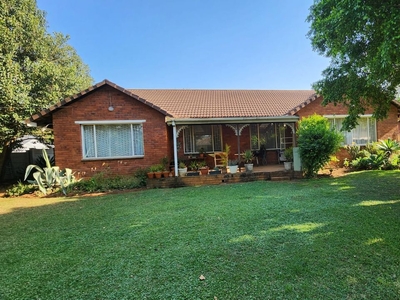 3 Bedroom House For Sale in Howick North