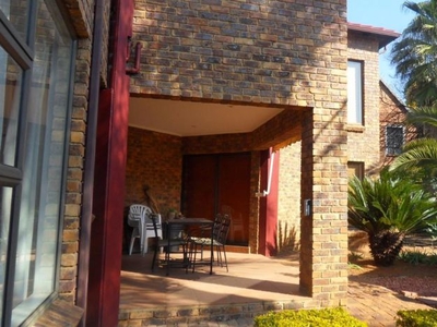 3 Bedroom house sold in Lynnwood, Pretoria