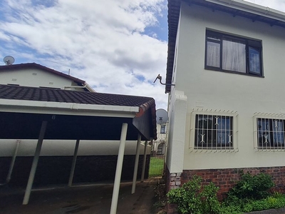 3 Bedroom Sectional Title For Sale in Umtentweni