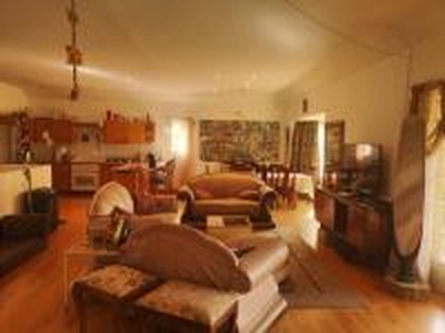 3 Bedroom Simplex to Rent in Capital Park - Property to rent