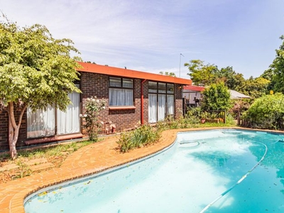 4 Bedroom house for sale in Meyerspark, Pretoria