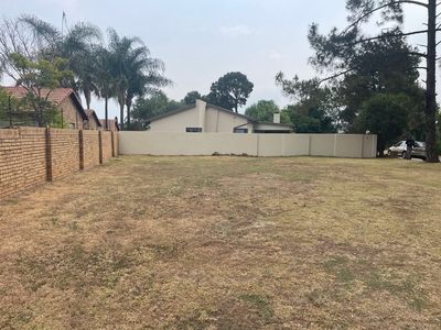 580m² Vacant Land For Sale in Die Hoewes