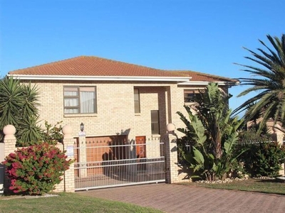 Lovely Sea Side 2 Bedroom House To Rent In Bluewater Bay, Port Elizabeth, Bluewater Bay | RentUncle