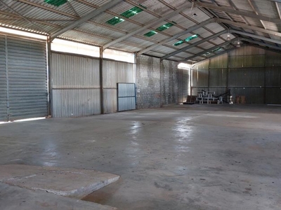 Warehouse rented in Robertson