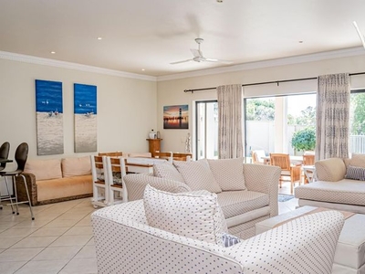3 Bedroom Duplex for Sale in Zinkwazi Beach