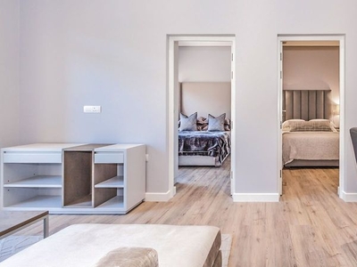 Embrace Luxury Living: 2-Bedroom Serenity at De Plattekloof!