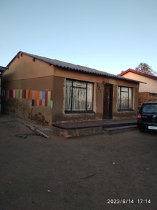 House For Sale in Lifateng