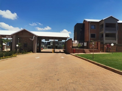 3 Bedroom Townhouse For Sale in Roodepark Eco Estate