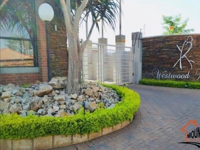 2 Bedroom Townhouse to rent in Pretoria West - 593 Fred Messenger Ave Andeon