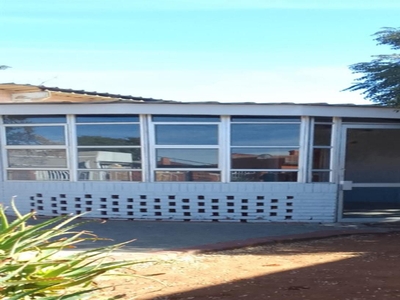 FNB Quick Sell 3 Bedroom House for Sale in Kimberley - MR571