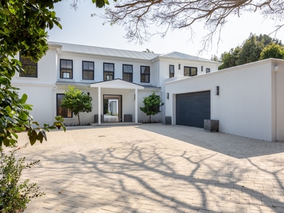 House For Sale in Constantia