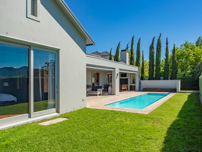 House For Sale in Val de Vie Estate