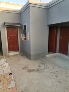 Rooms to rent next to maponya - Soweto