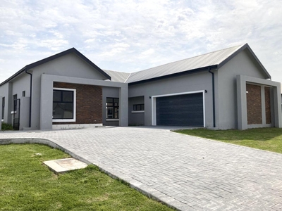 House For Sale in Paarl South