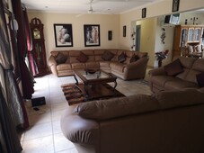 6 Bedroom House To Let in Veld En Vlei