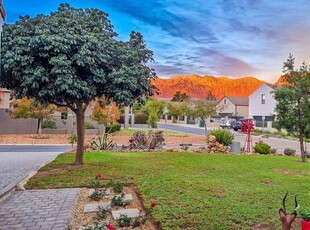 3 Bedroom House for Sale in Paryskloof Estate