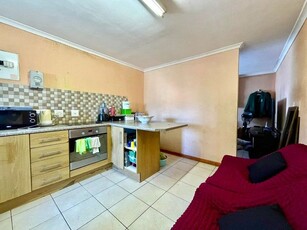 Affordable Fixer-Upper Opportunity: 1 Bedroom Apartment with Parking in Wynberg, Cape Town