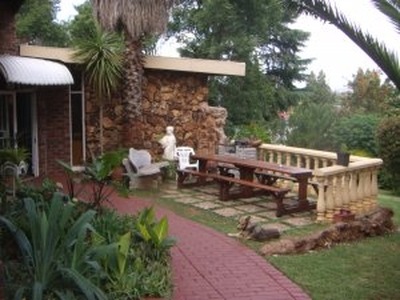 Furnished room to let - Pretoria