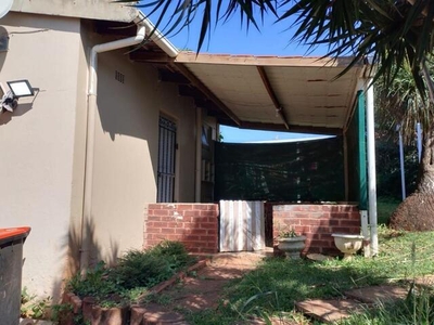 House For Rent In Mount Vernon, Durban