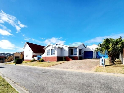 House For Sale In Kwamagxaki, Port Elizabeth
