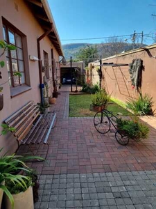 House For Sale In Parktown Estate, Pretoria