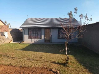 House For Sale In Siluma View, Katlehong