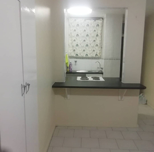 Newly renovated one bedroom apartment - Durban