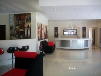 Sababa boutique hotel for rent - long & short term R350 per night - Johannesburg