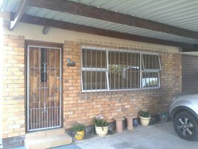 Secure one bedroom granny flat in Cambridge West. - East London