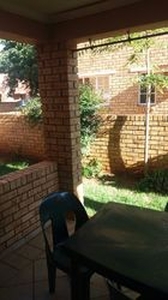 Townhouse for rent +-3 km from University. PRICE NEGOTIABLE R6400 - Potchefstroom