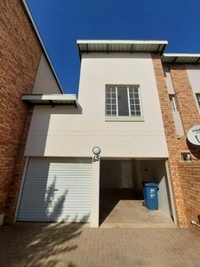 Townhouse For Rent In Hazeldean, Pretoria