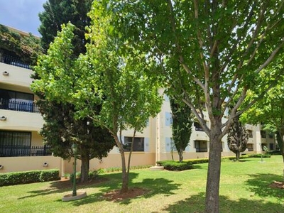 Townhouse For Sale In Nieuw Muckleneuk, Pretoria