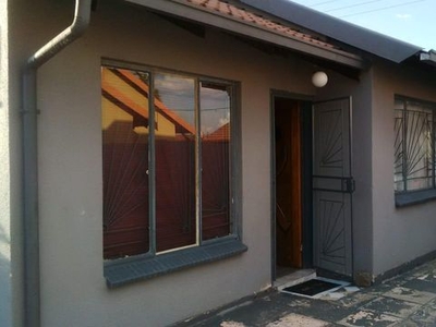 2 Bedroom Freestanding For Sale in Meriting