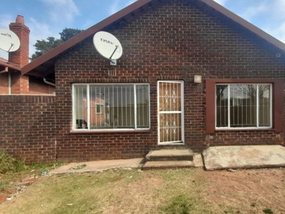 3 Bedroom house to rent in Florida, Roodepoort