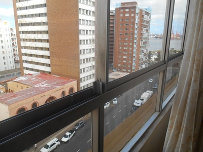 3.5 Bedroom Flat For Sale in Durban Central