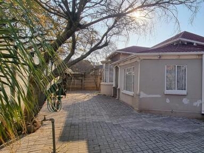 Commercial Property For Sale In Sunnyside, Pretoria