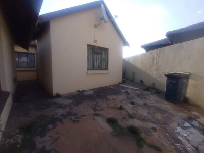 House For Rent In Dobsonville Gardens, Soweto