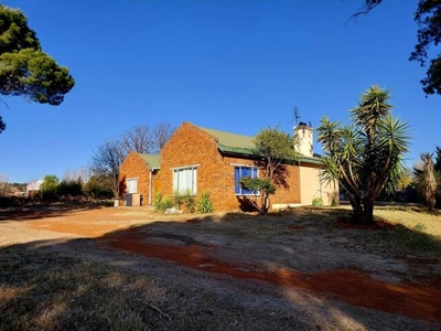 House For Sale In Bainsvlei, Bloemfontein