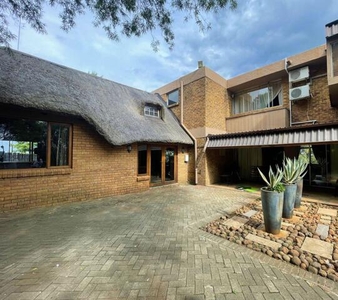 House For Sale In Groenvlei Sh, Bloemfontein