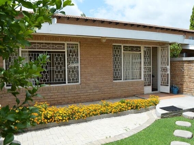 House For Sale In Oudorp, Klerksdorp