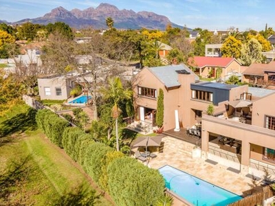 House For Sale In Paradyskloof, Stellenbosch