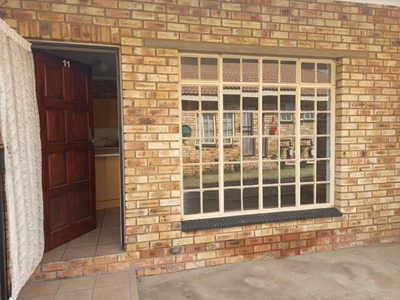Townhouse For Rent In Parys, Free State