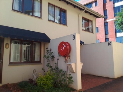 Townhouse For Sale In Westridge, Durban