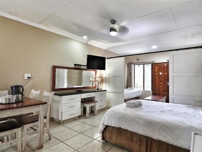 Apartment For Sale In St Lucia, Kwazulu Natal